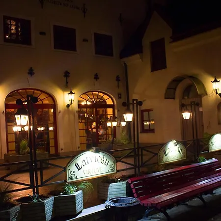 Διαμέρισμα In Historical Centre With Sauna *